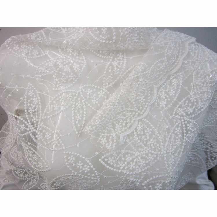 Dentelle Broderie de feuilles 4118-03